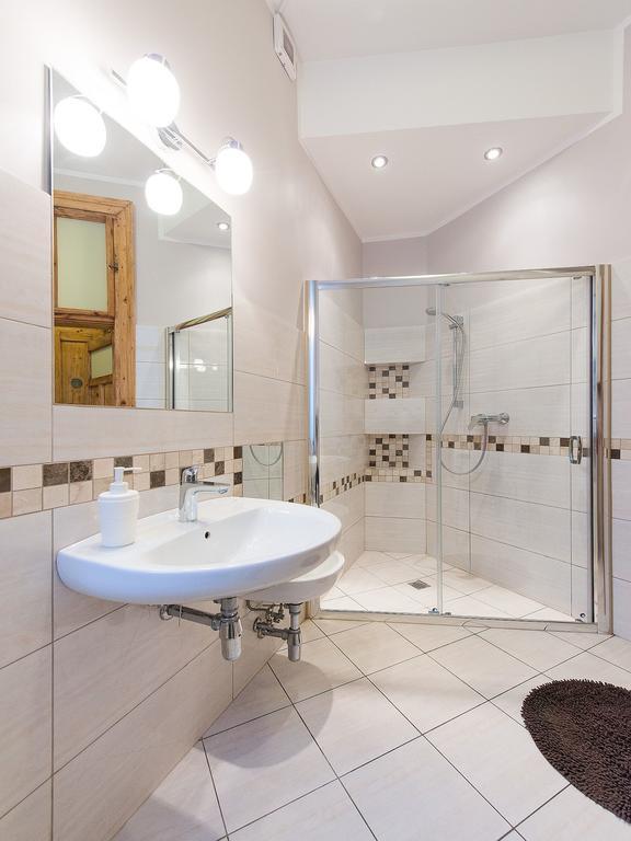 קרקוב 5 Bedroom Family Apartment חדר תמונה